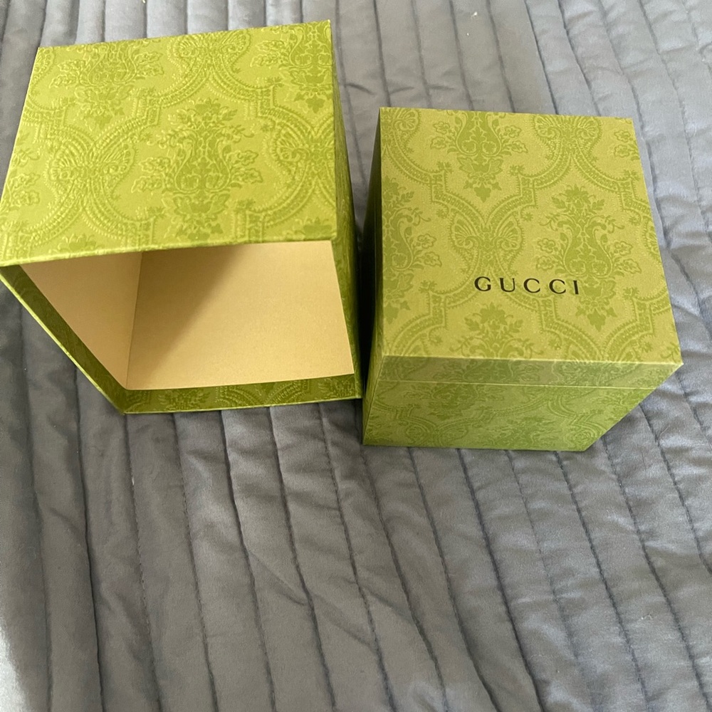 COPY - COPY - Gucci watch box with cover